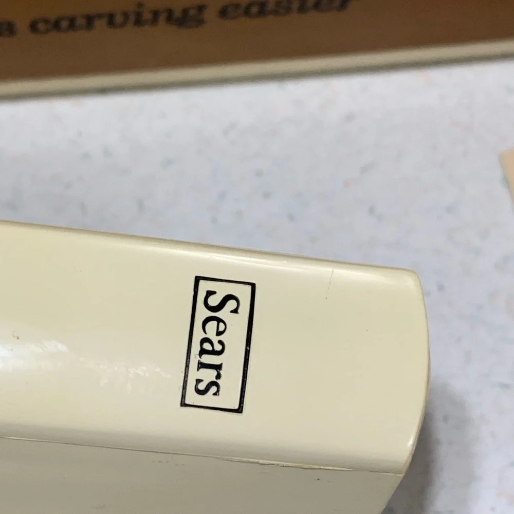 Sears Cream Electric Knife with Silver Blade